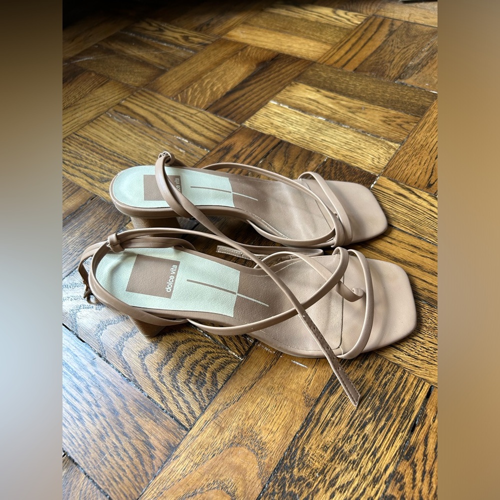 Dolce Vita square toe light tan sandals size 7